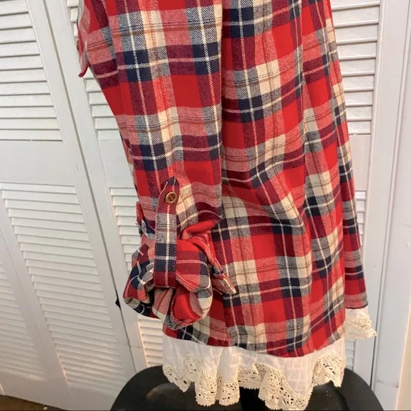 NWT Jodifl Los Angeles Long sleeve Button down - Picture 7 of 9